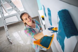 How to paint a room